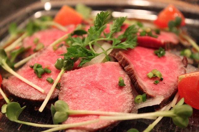 米沢牛内もものカルパッチョ