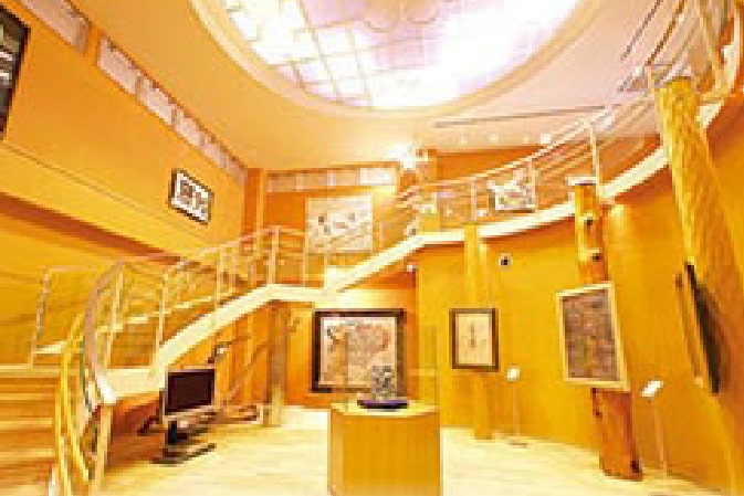 福島片岡鶴太郎美術庭園