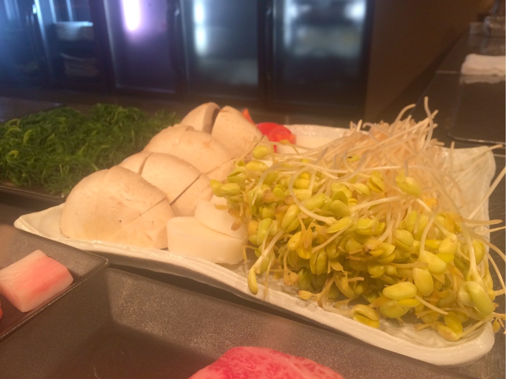 小野川温泉の豆もやしが入荷しました～♪ー米沢牛ステーキとコラボー