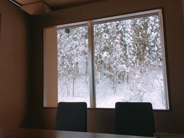 お食事処からの雪景色