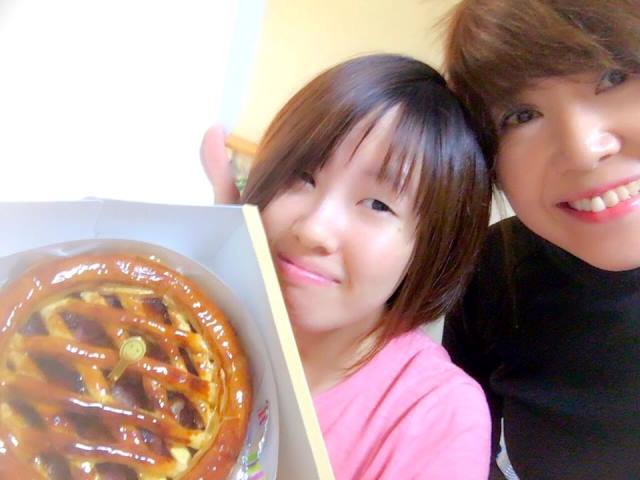 ニコニコの顔になれるアップルパイ！みんな元気もらえました～♪