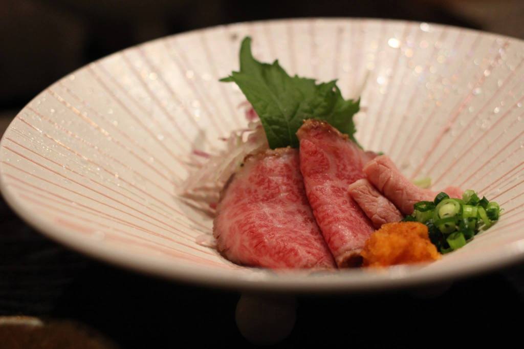 コールビーフは内ももとしきんぼの湯引きで。